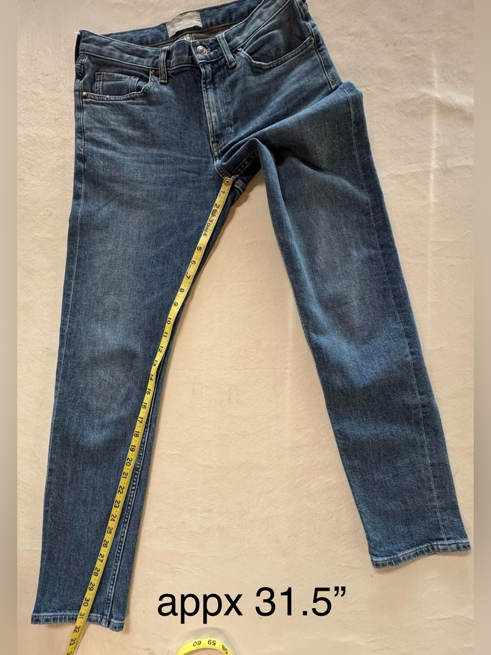 Everlane The Selvedge Slim Fit Jeans Denim Blue
Mid-Rise Organic Cotton (29) - Picture 9 of 15